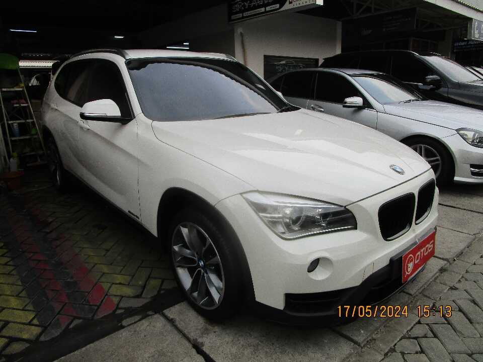2015 BMW X1 2.0 Sdrive18i - Foto 1 dari 6