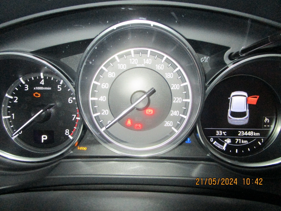 Foto Mobil Bekas Odometer Mazda CX-5 2.5 tahun 2018