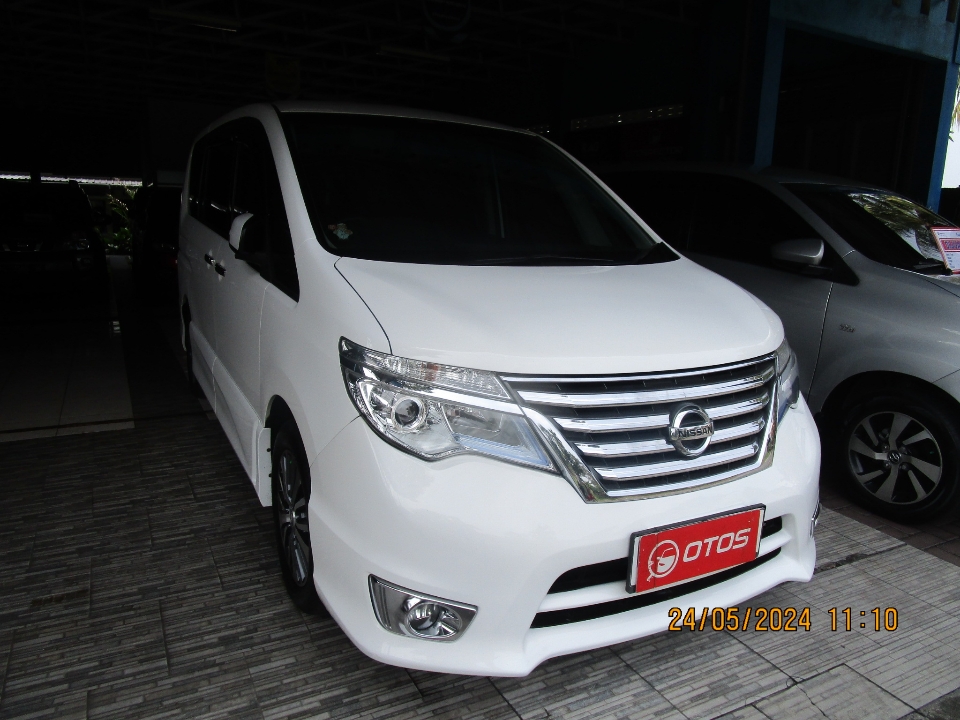 2017 Nissan Serena 2.0 Highway Star - Foto 1 dari 6