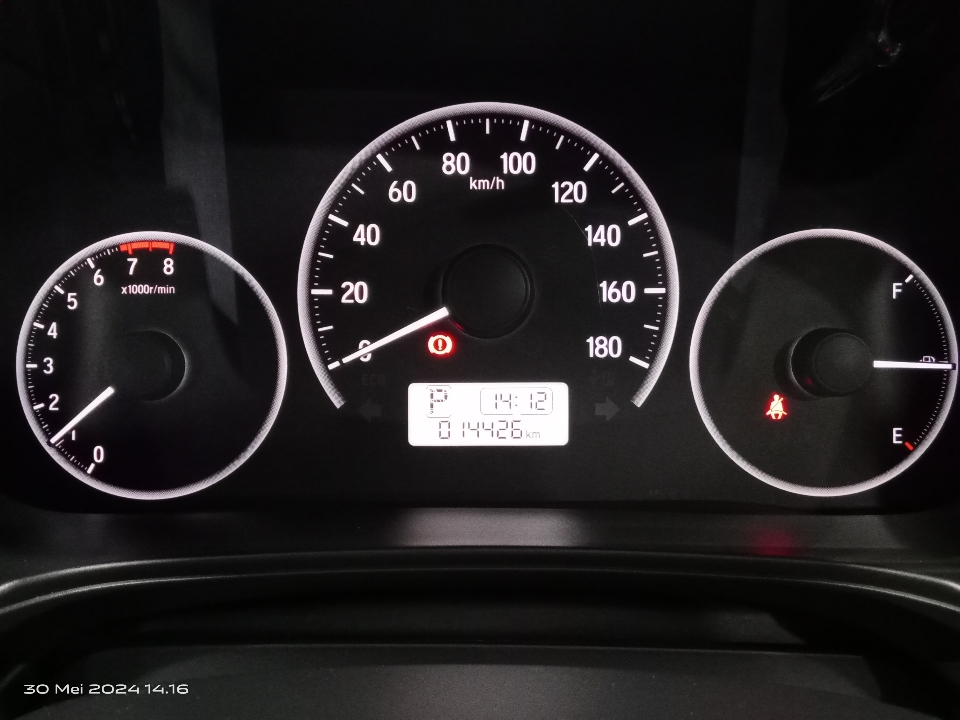 Foto Mobil Bekas Odometer Honda Mobilio 1.5 E tahun 2021