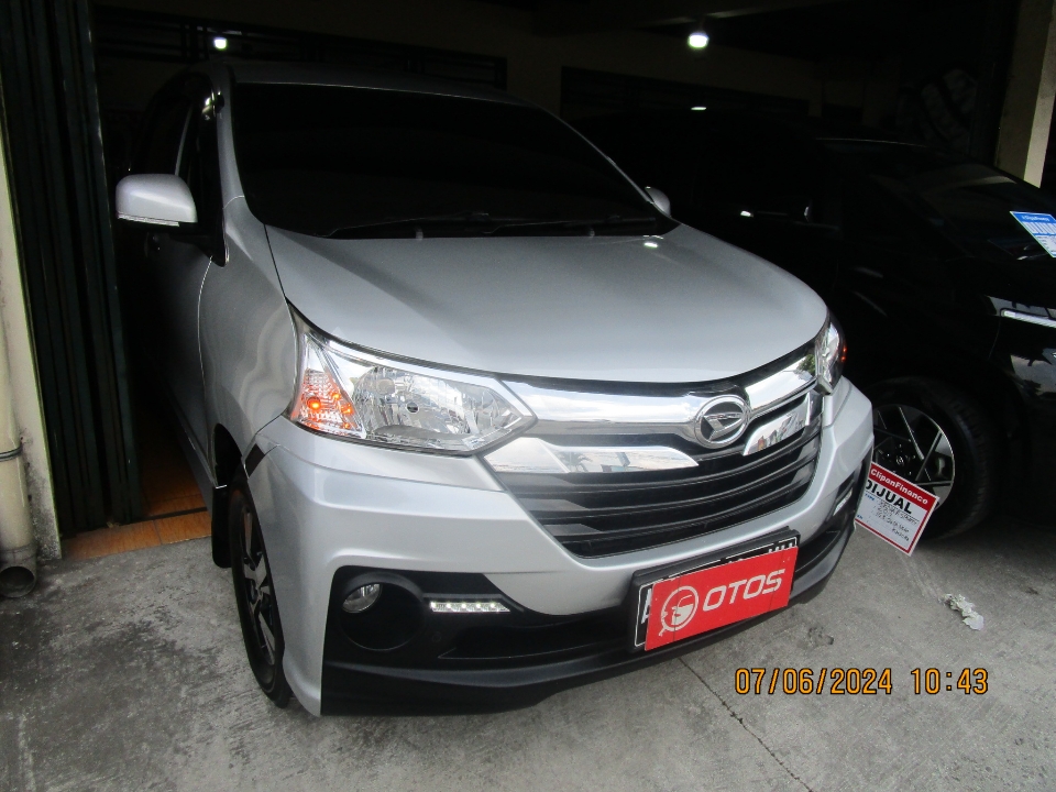 2017 Daihatsu Xenia 1.3 R Sporty - Foto 1 dari 6