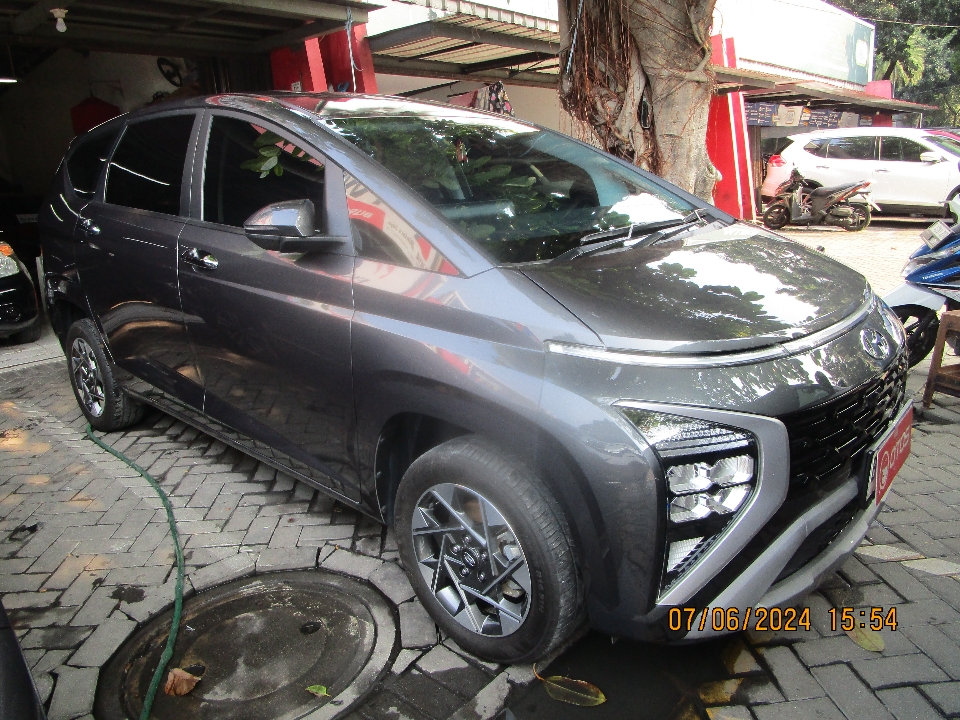 2022 Hyundai Stargazer 1.5 Prime - Foto 1 dari 6