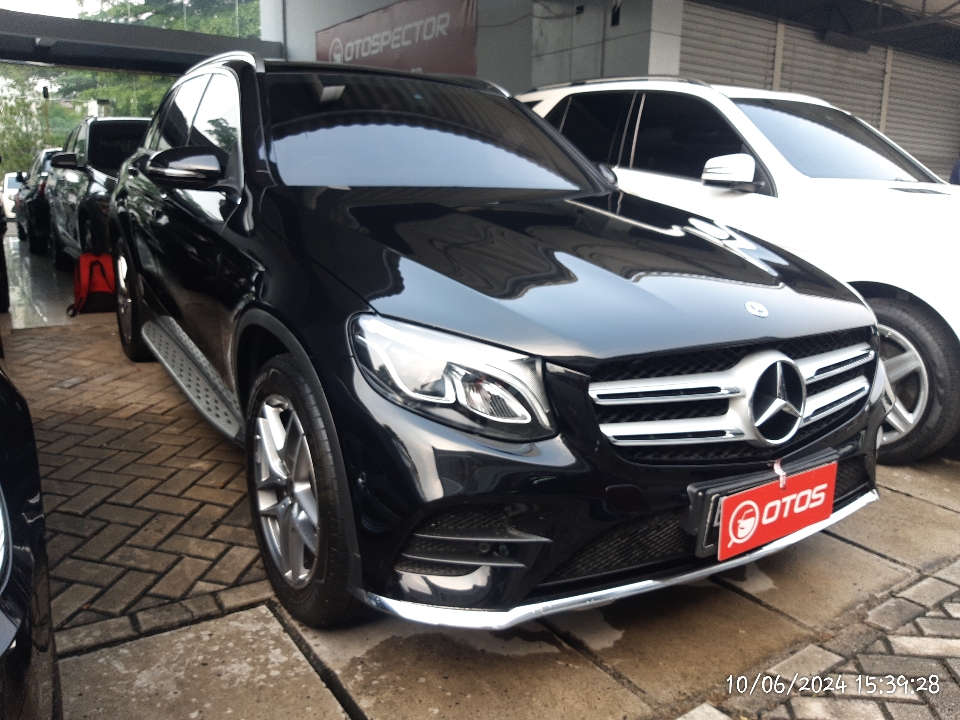 2019 Mercedes-Benz GLC200 2.0 - Foto 1 dari 6