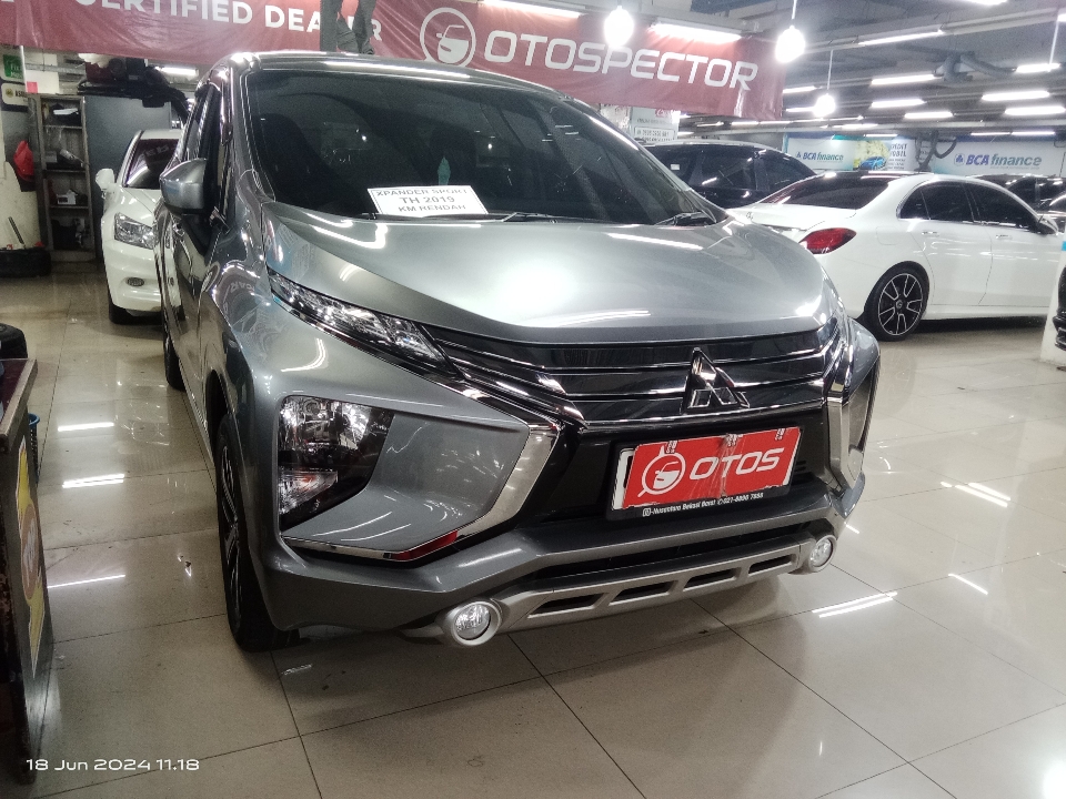 2019 Mitsubishi Xpander 1.5 Sport - Foto 1 dari 6