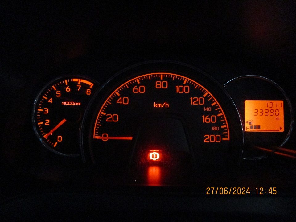 Foto Mobil Bekas Odometer Daihatsu Ayla 1.0 X tahun 2022