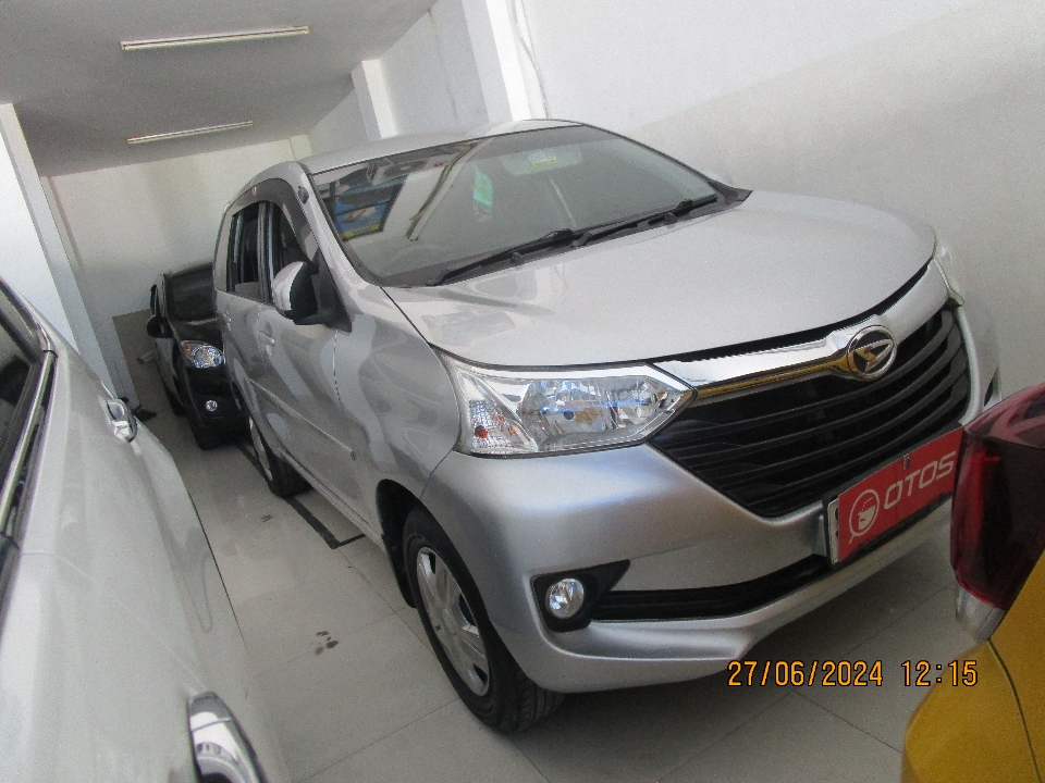 2017 Daihatsu Xenia 1.3 R