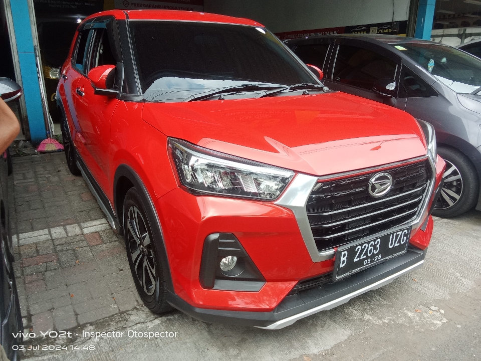 2021 Daihatsu Rocky 1.0 R - Foto 1 dari 6
