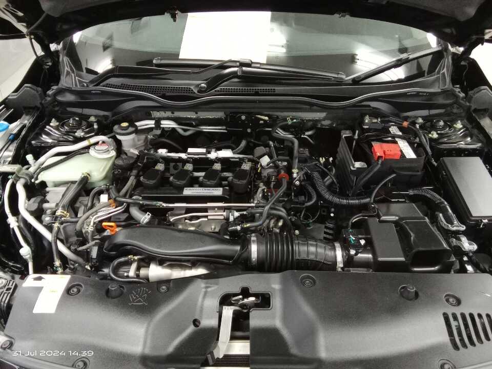 Foto Mobil Bekas Mesin Honda Civic 1.5 Turbo tahun 2020