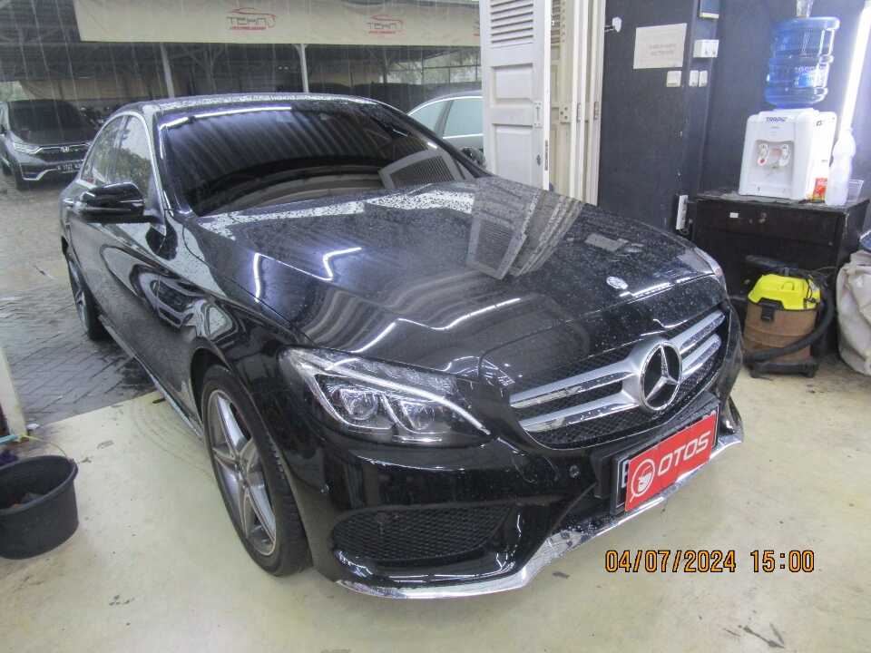 2017 Mercedes-Benz C300 2.0 - Foto 1 dari 6
