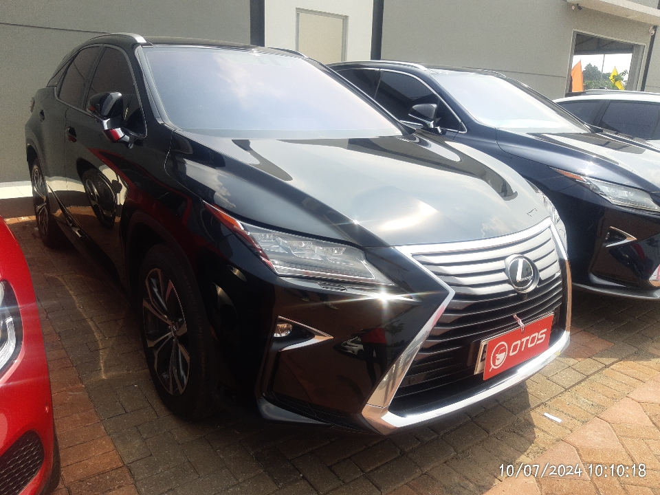 2018 Lexus RX 300 2.0 Luxury - Foto 1 dari 6