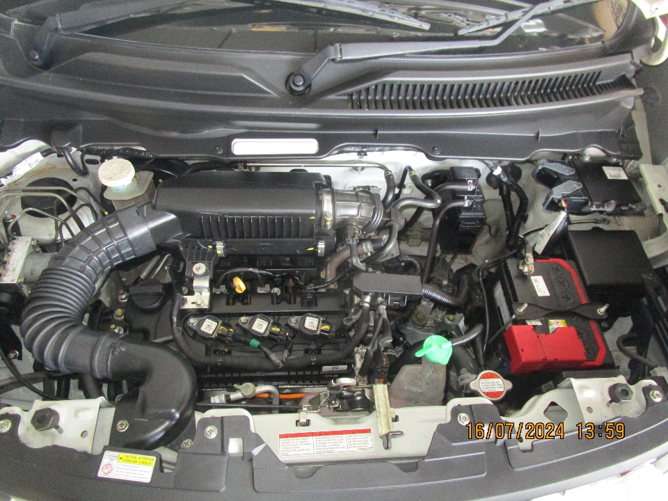 Foto Mobil Bekas Mesin Suzuki S-Presso 1.0 MT tahun 2022