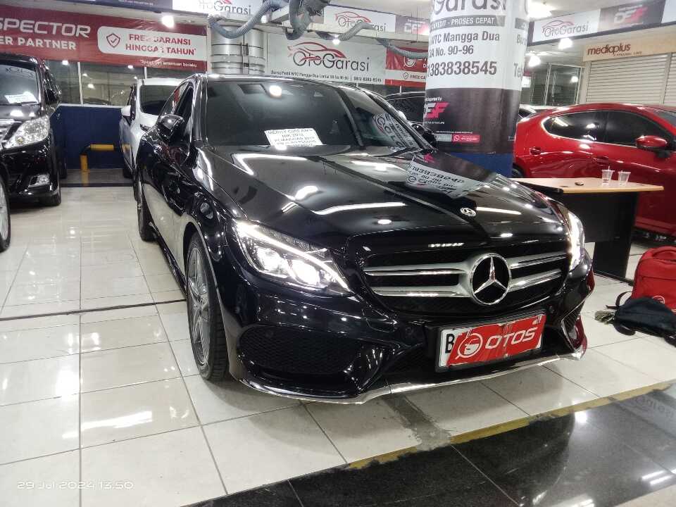 2018 Mercedes-Benz C300 2.0 - Foto 1 dari 10