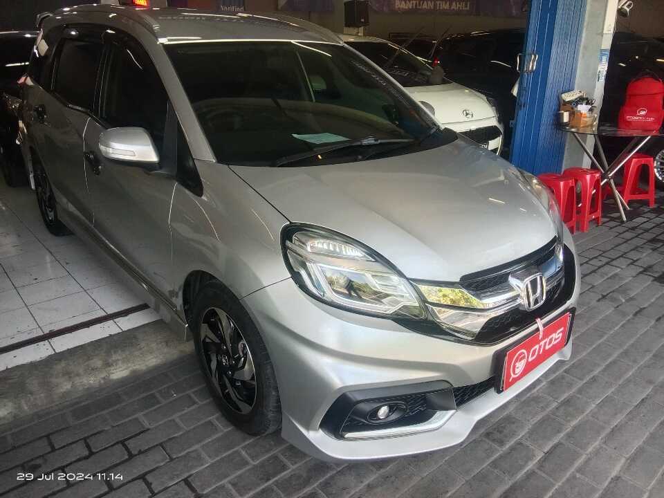 2015 Honda Mobilio 1.5 RS - Foto 1 dari 6
