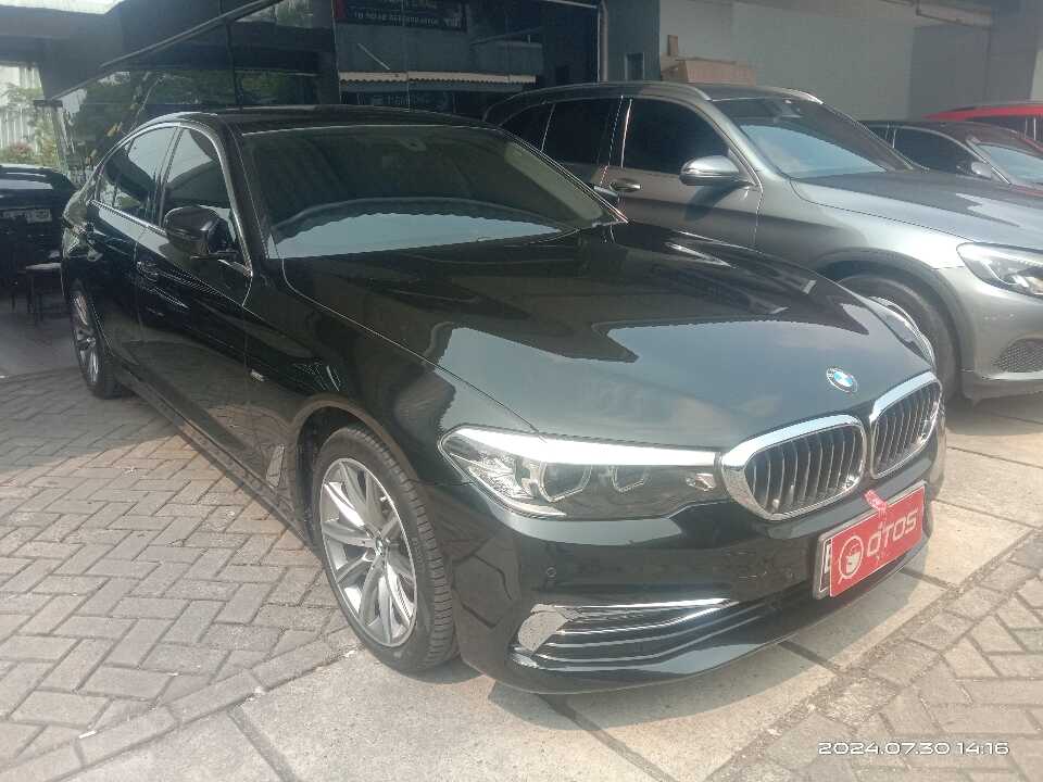2018 BMW 520i 2.0 - Foto 1 dari 6
