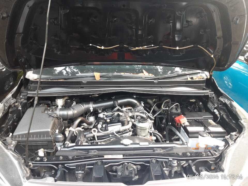 Foto Mobil Bekas Mesin Toyota Innova 2.0 G tahun 2019