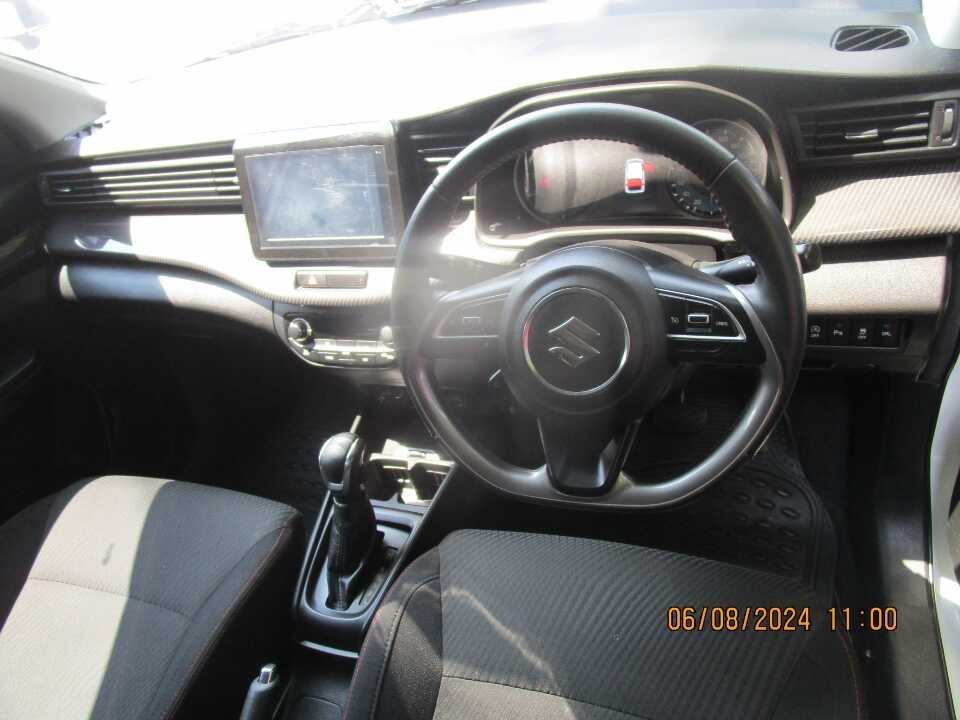 Foto Mobil Bekas Dashboard Suzuki Ertiga 1.4 tahun 2022
