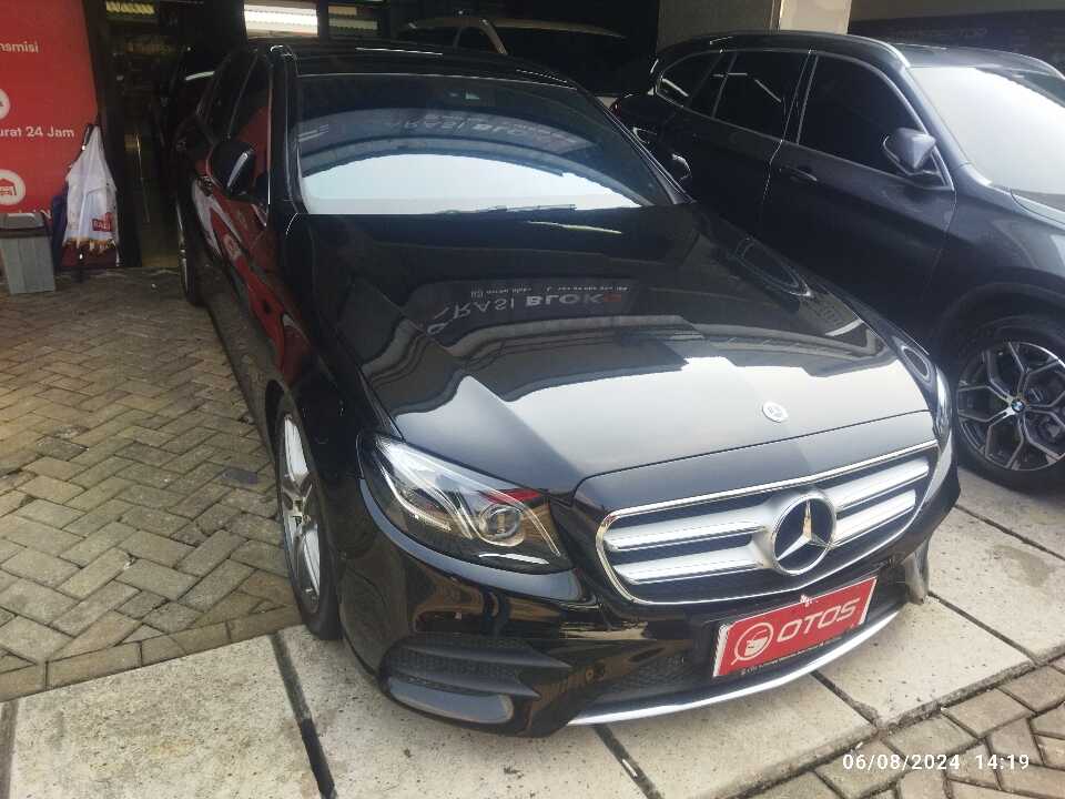 2019 Mercedes-Benz E350 2.0 - Foto 1 dari 6