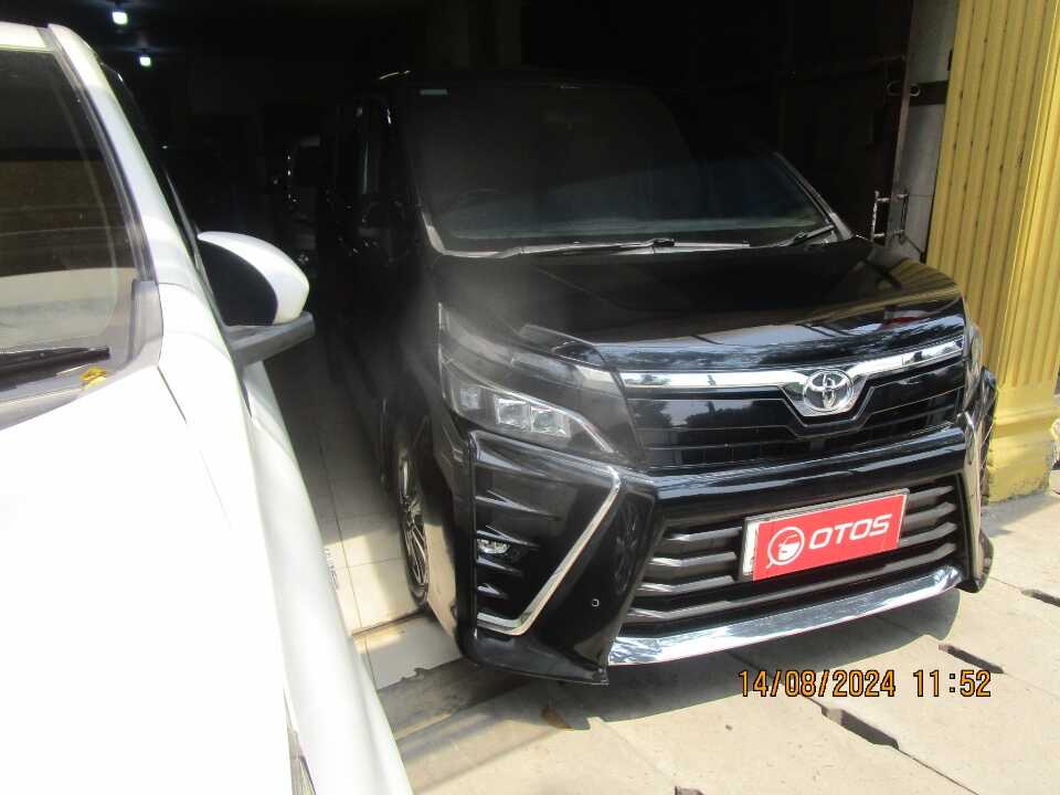 2019 Toyota Voxy 2.0