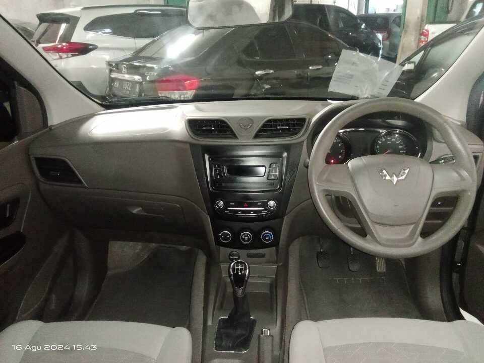 Foto Mobil Bekas Dashboard Wuling Confero 1.5 Double Blower tahun 2022
