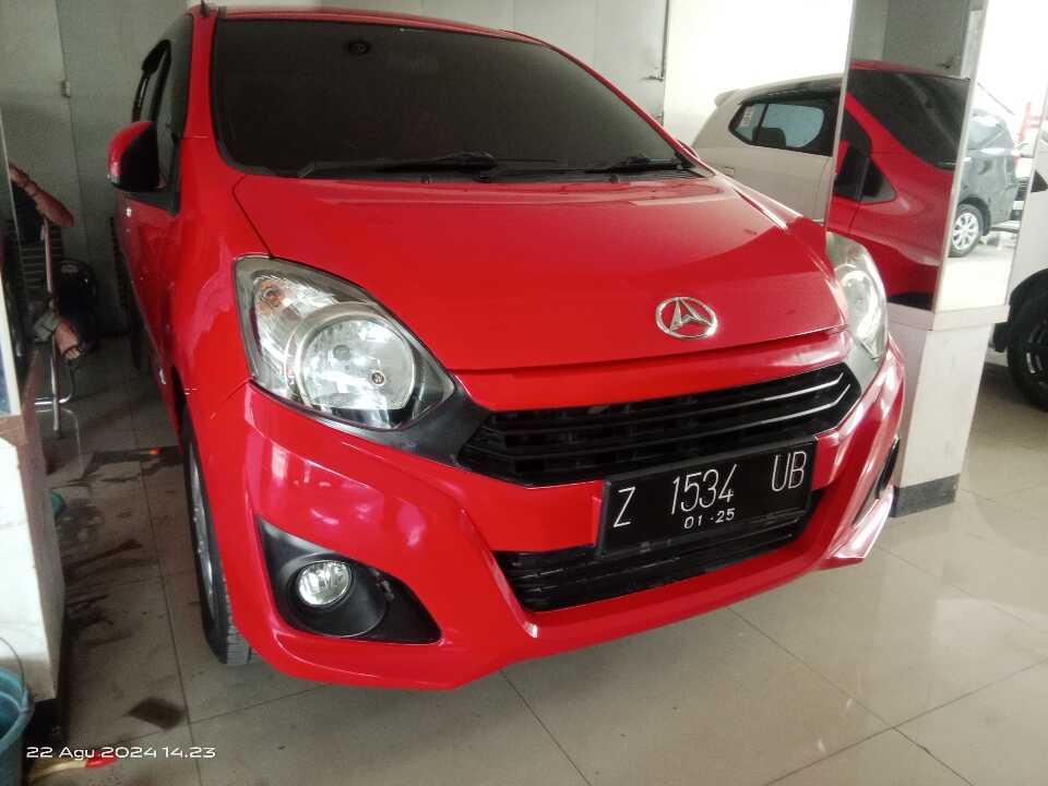 2015 Daihatsu Ayla 1.0 X - Foto 1 dari 6