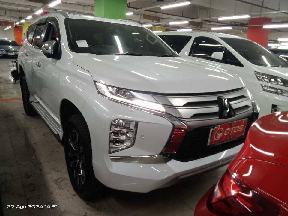 2023 Mitsubishi Pajero Sport 2.4 Dakar Ultimate - Foto 1 dari 6