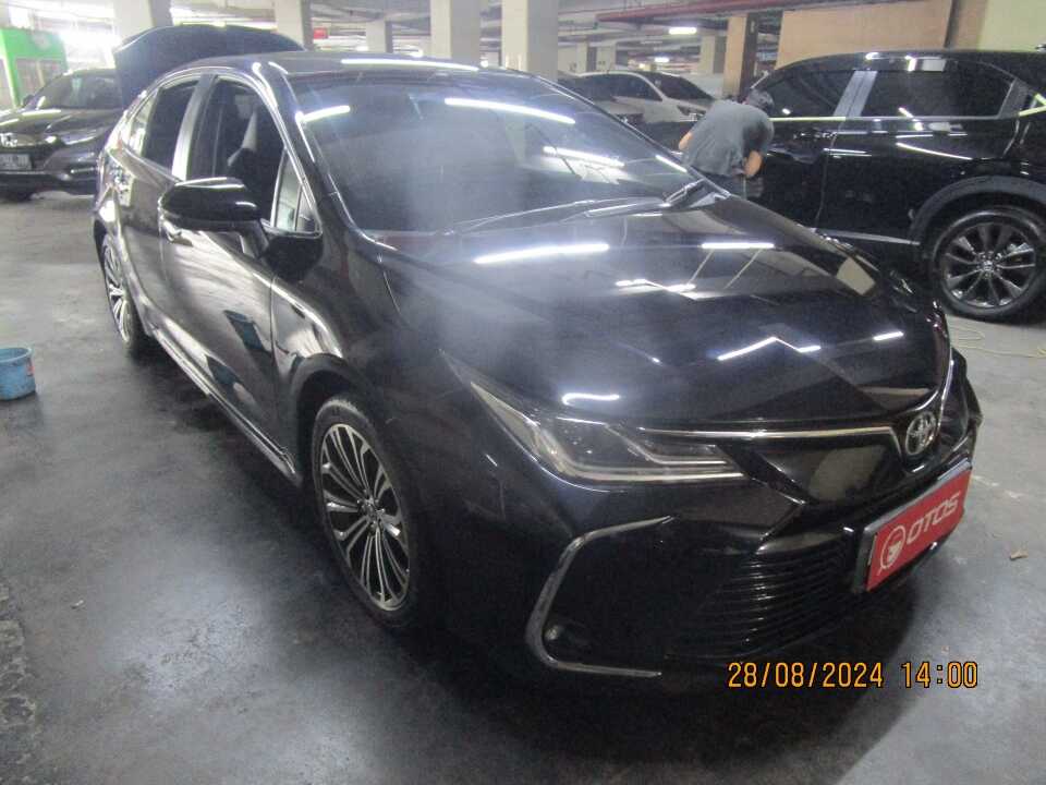 2019 Toyota Corolla Altis 1.8 V - Foto 1 dari 6