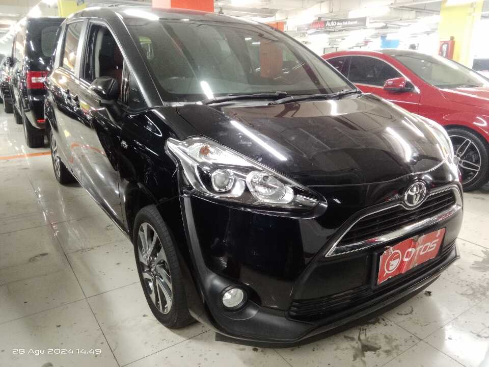 2017 Toyota Sienta 1.5 V