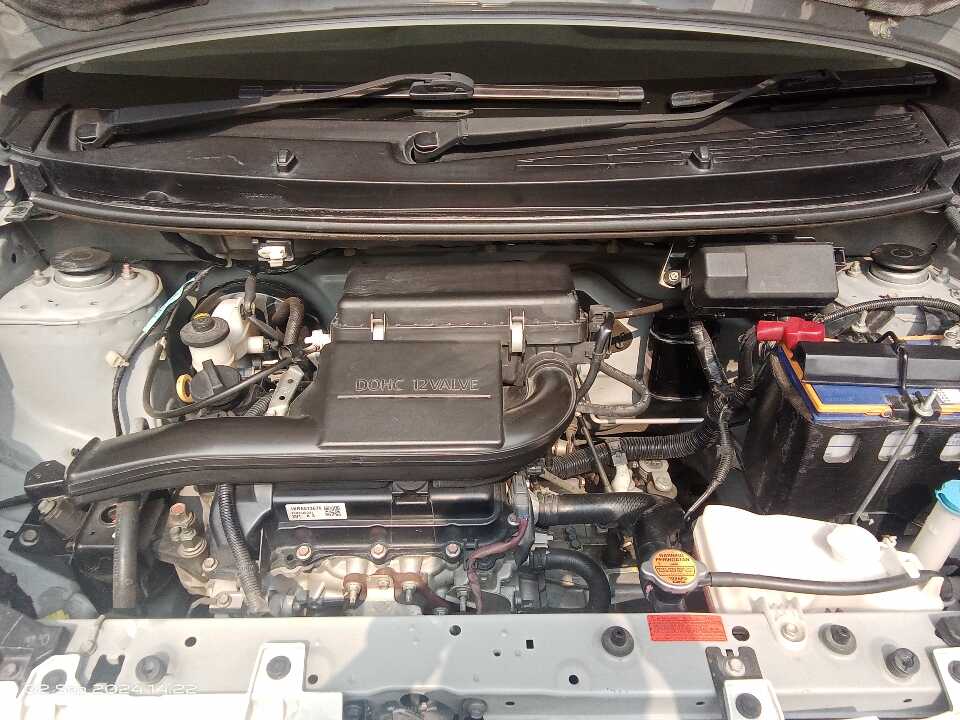 Foto Mobil Bekas Mesin Daihatsu Ayla 1.0 D tahun 2021