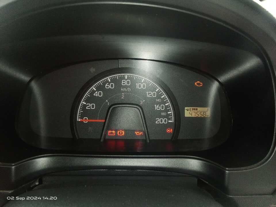 Foto Mobil Bekas Odometer Daihatsu Ayla 1.0 D tahun 2021