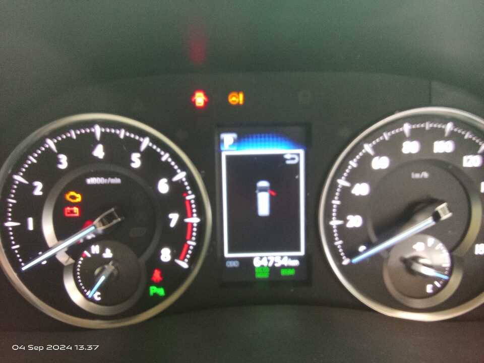 Foto Mobil Bekas Odometer Toyota Alphard 2.5 G tahun 2018