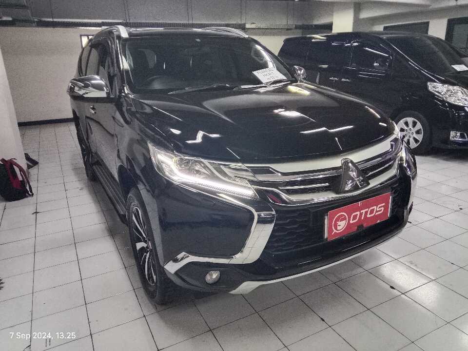 2017 Mitsubishi Pajero Sport 2.4 Dakar 4X2 - Foto 1 dari 10