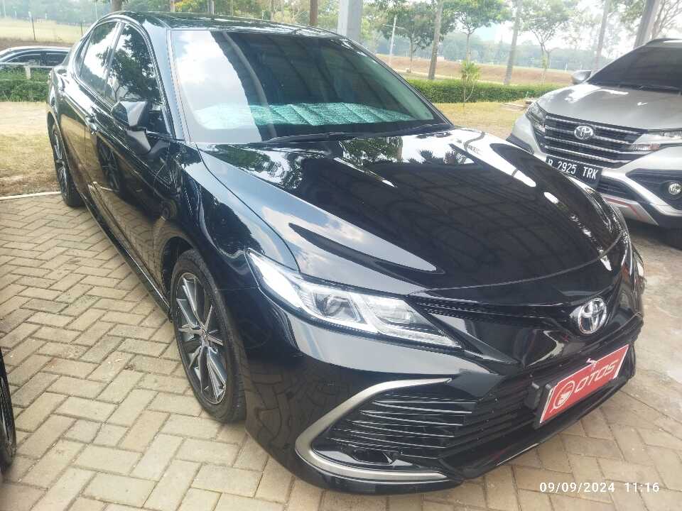 2022 Toyota Camry 2.5 V - Foto 1 dari 6
