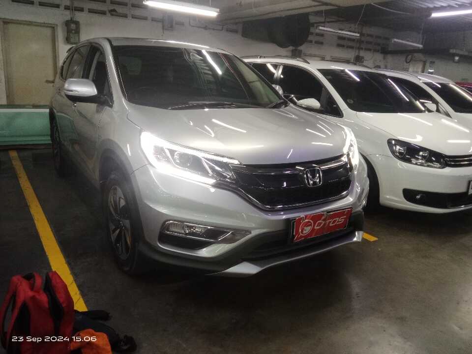 2015 Honda CR-V 2.4 - Foto 1 dari 6