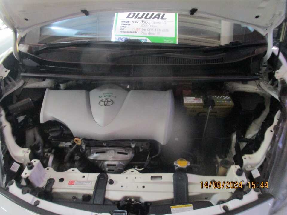 Foto Mobil Bekas Mesin Toyota Sienta 1.5 Q tahun 2017