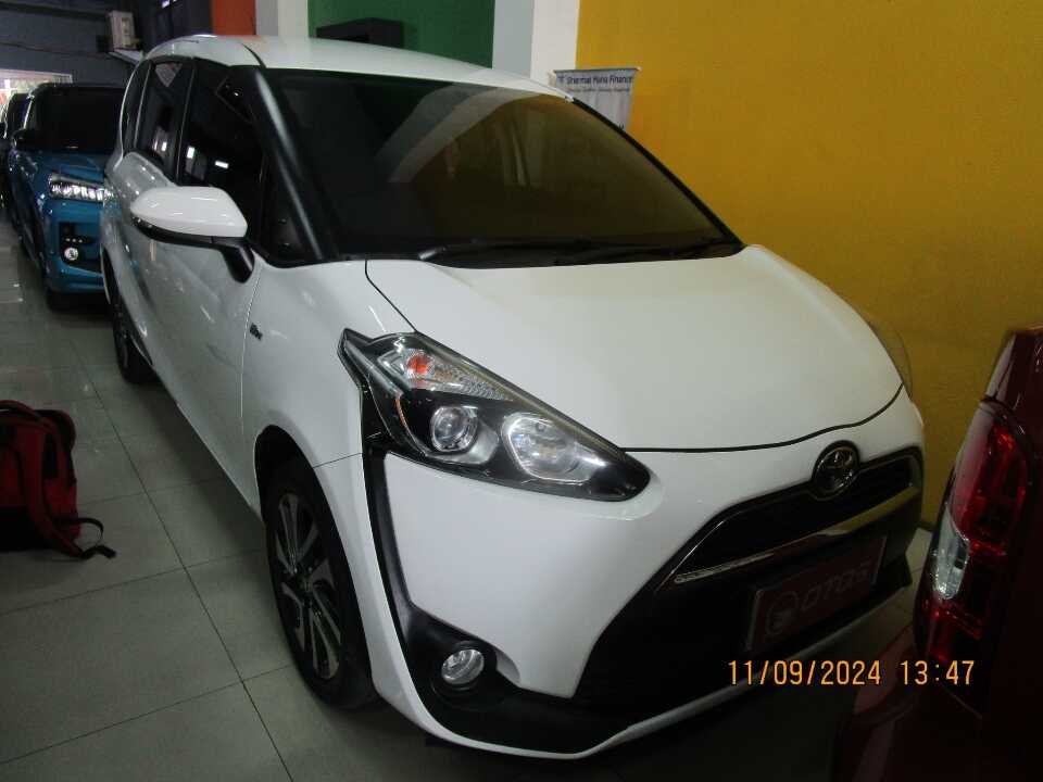 2016 Toyota Sienta 1.5 V - Foto 1 dari 6