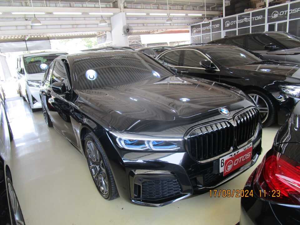 2022 BMW 730Li 2.0 - Foto 1 dari 6