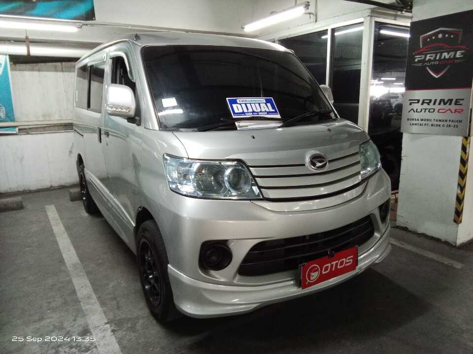 2016 Daihatsu Luxio 1.5 D - Foto 1 dari 6