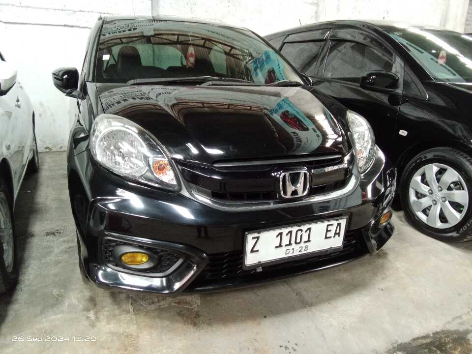2017 Honda Brio 1.2 E - Foto 1 dari 6