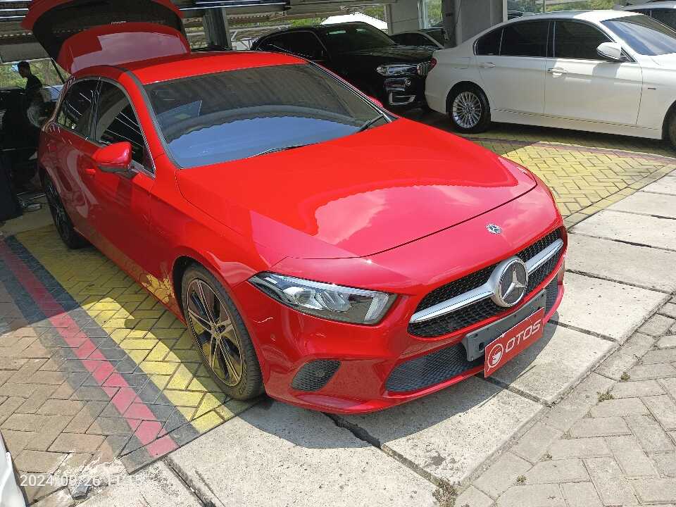2018 Mercedes-Benz A200 1.3 - Foto 1 dari 6