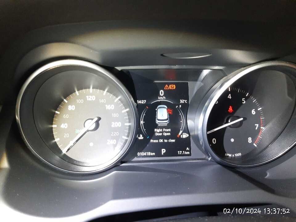 Foto Mobil Bekas Odometer Land Rover Range Rover Evoque 2.0 tahun 2017