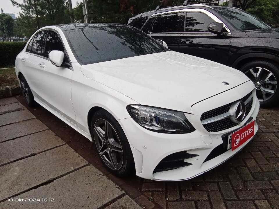2019 Mercedes-Benz C300 2.0 - Foto 1 dari 6