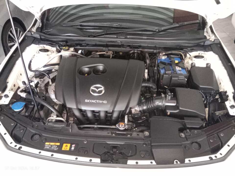 Foto Mobil Bekas Mesin Mazda 3 2.0 tahun 2020