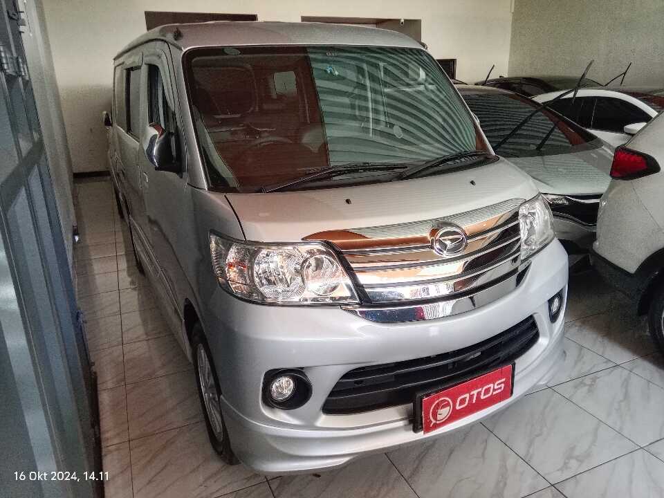 2020 Daihatsu Luxio 1.5 X - Foto 1 dari 6