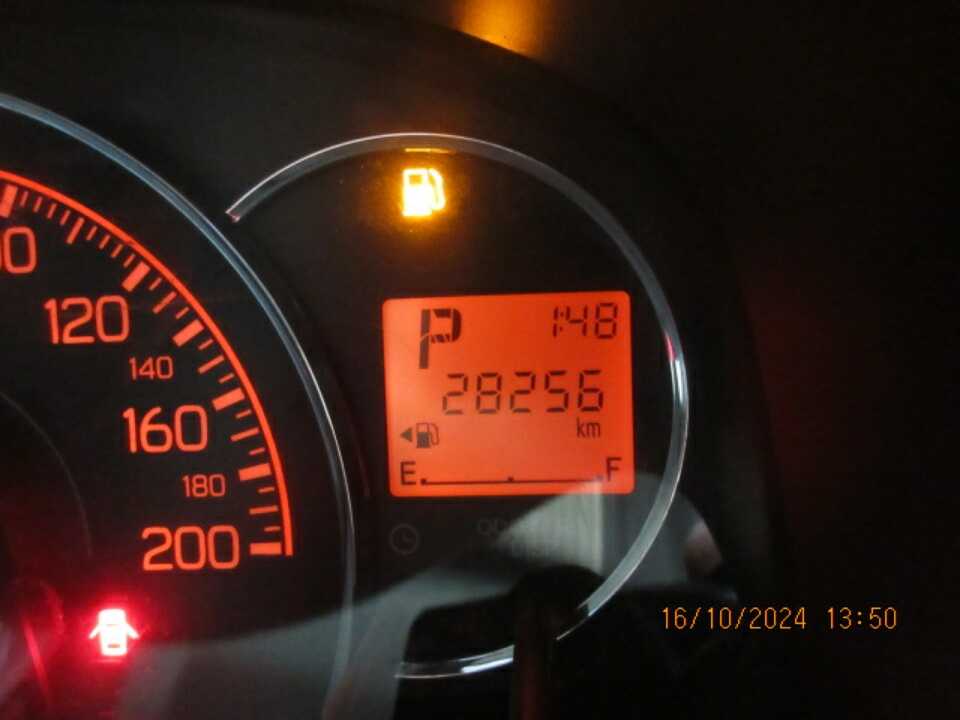 Foto Mobil Bekas Odometer Daihatsu Ayla 1.2 R tahun 2020