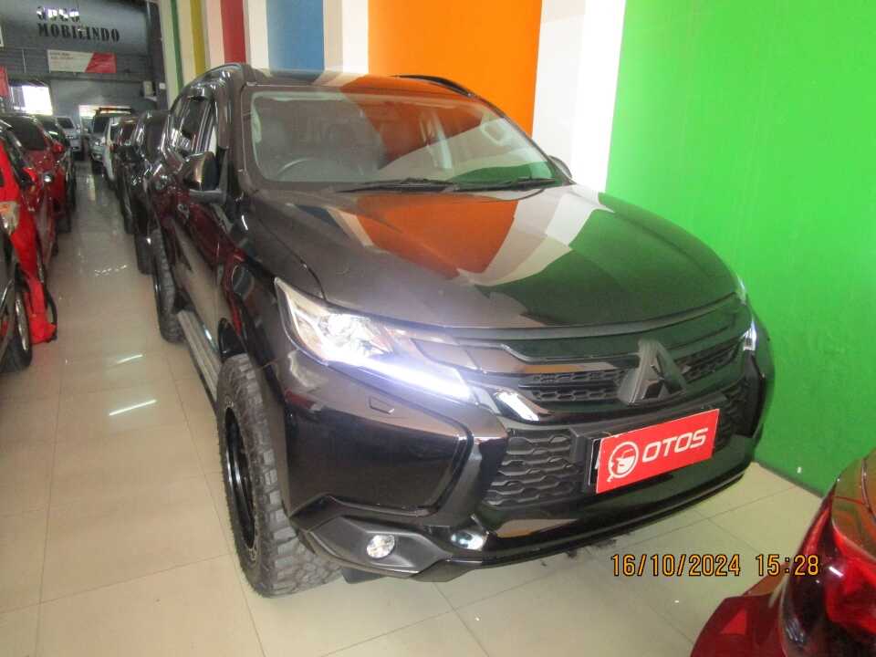 2016 Mitsubishi Pajero Sport 2.4 Dakar 4X4 - Foto 1 dari 6