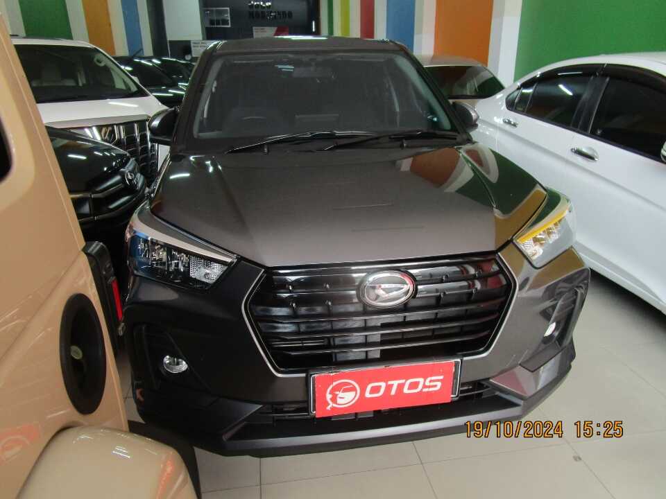2021 Daihatsu Rocky 1.0 R - Foto 1 dari 6