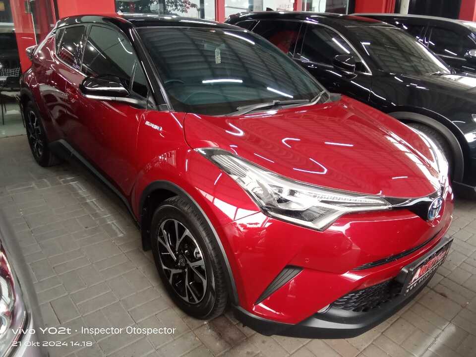 2021 Toyota C-HR 1.8 - Foto 1 dari 6