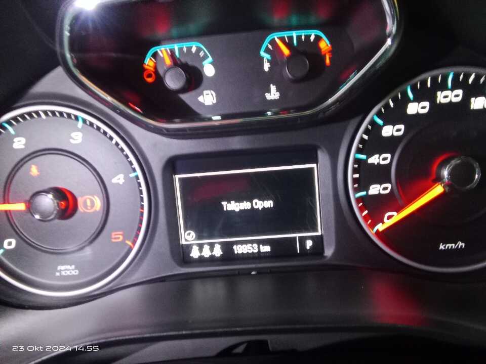 Foto Mobil Bekas Odometer Chevrolet Trailblazer 2.5 LTZ tahun 2018