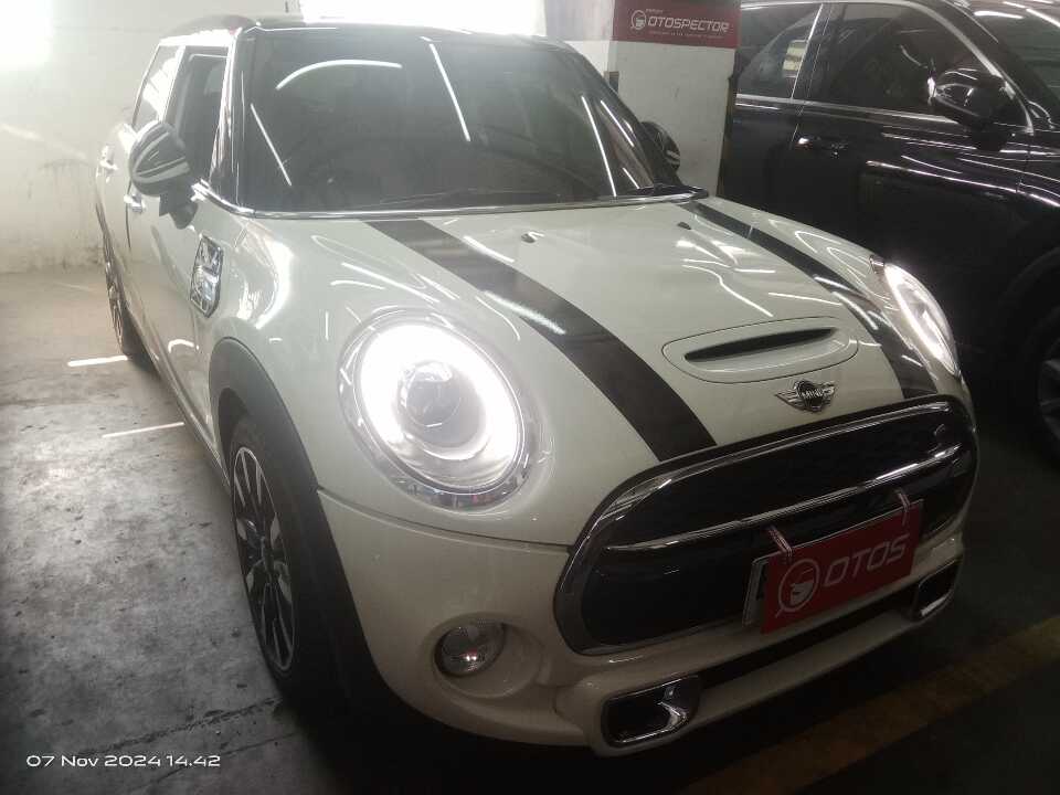 2015 MINI Cooper 2.0 S - Foto 1 dari 6