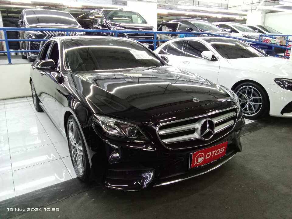 2020 Mercedes-Benz E350 2.0 - Foto 1 dari 6
